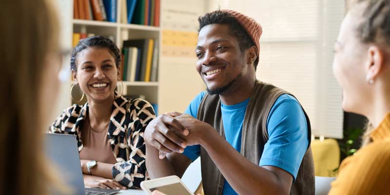 Two ladies and a man can explore new languages in advance or during their live sessions - flipped learning