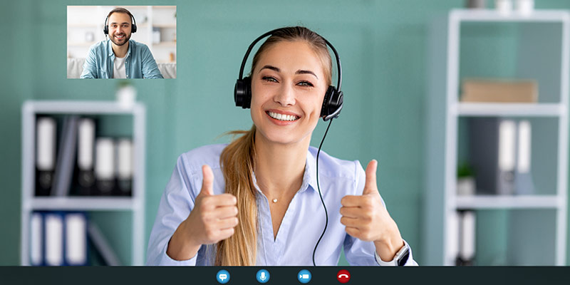 Learner interacting with a language trainer during a virtual lesson